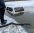 У городского пляжа под воду ушла «Нива» + ВИДЕО - Газета Новость